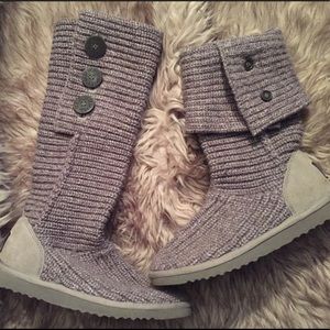 UGG Classic Cardy Boot (Gray)